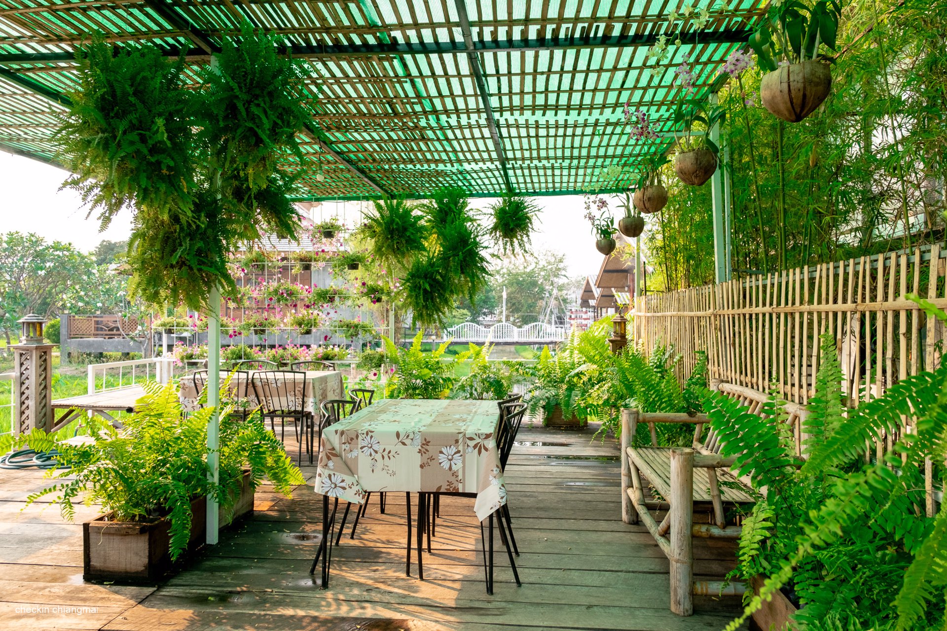 ขายด่วน-ร้องธารรวงข้าว-รีสอร์ท-เรสเตอรอง-บนพื้นที่-9-ไร่