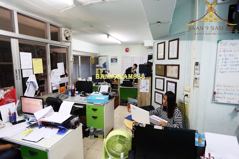 อาคารพานิชย์-4ชั้นครึ่ง-เสนานิคม