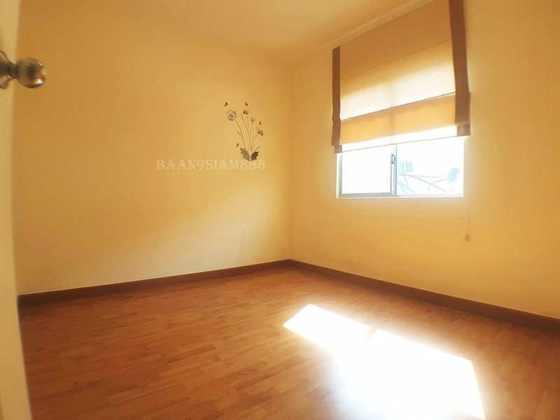 ทาวน์เฮ้าส์-หมู่บ้าน-พฤกษาทาวน์-ราชพฤกษ์