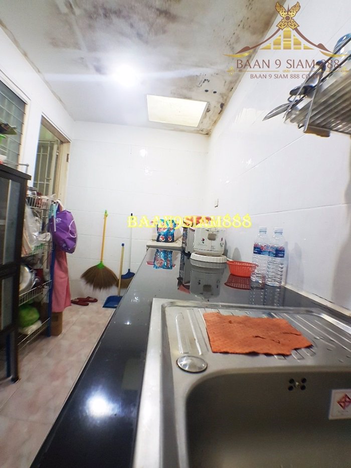 ทาวน์เฮ้าส์-หมู่บ้าน-มนวดี-เอ็กซ์คลูซีฟ