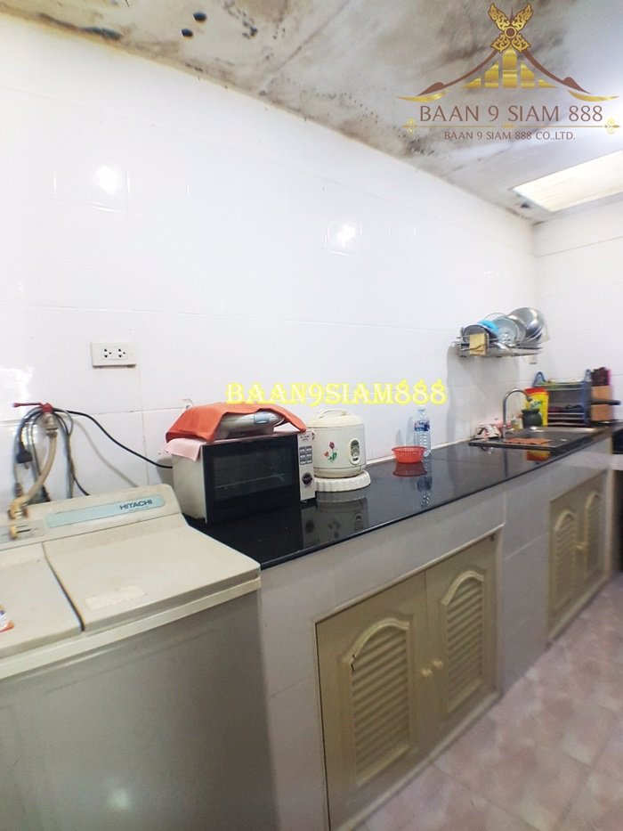 ทาวน์เฮ้าส์-หมู่บ้าน-มนวดี-เอ็กซ์คลูซีฟ