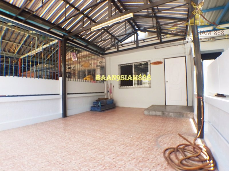 ทาวน์เฮ้าส์-หมู่บ้าน-นครทองปาร์ควิว3