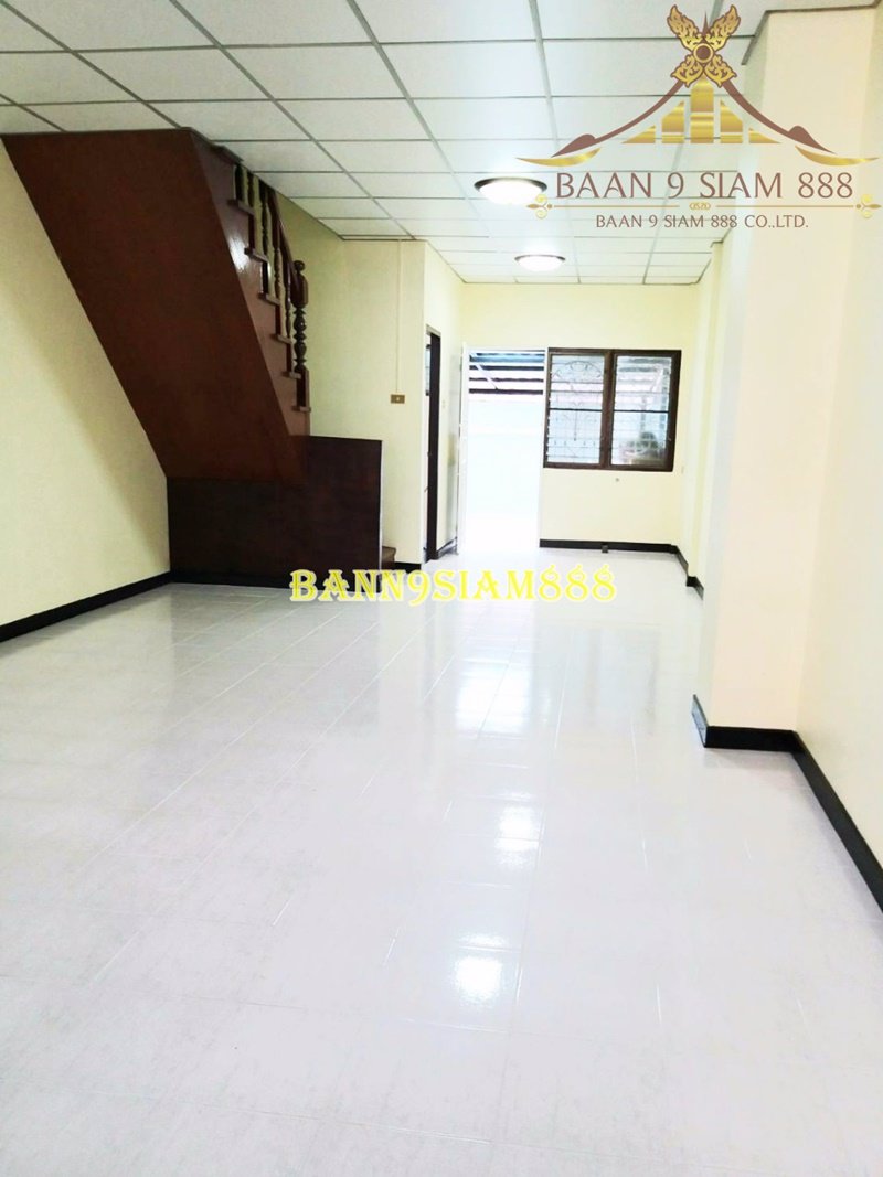 ทาวน์เฮ้าส์-หมู่บ้าน-นันทนาการ์เด้น