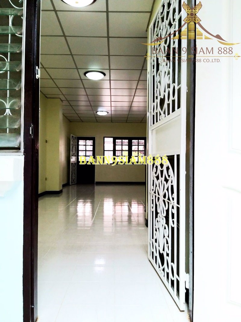 ทาวน์เฮ้าส์-หมู่บ้าน-นันทนาการ์เด้น