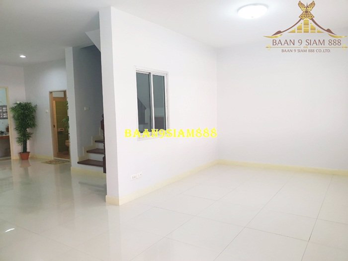 ทาวน์เฮ้าส์-2ชั้น-หมู่บ้านเปี่ยมสุข-ปากเกร็ด