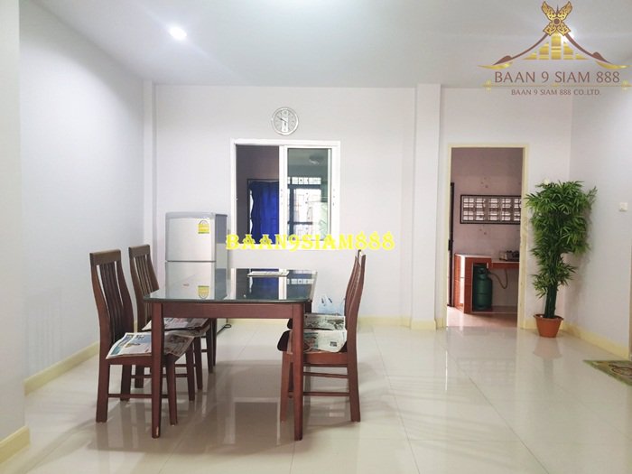 ทาวน์เฮ้าส์-2ชั้น-หมู่บ้านเปี่ยมสุข-ปากเกร็ด