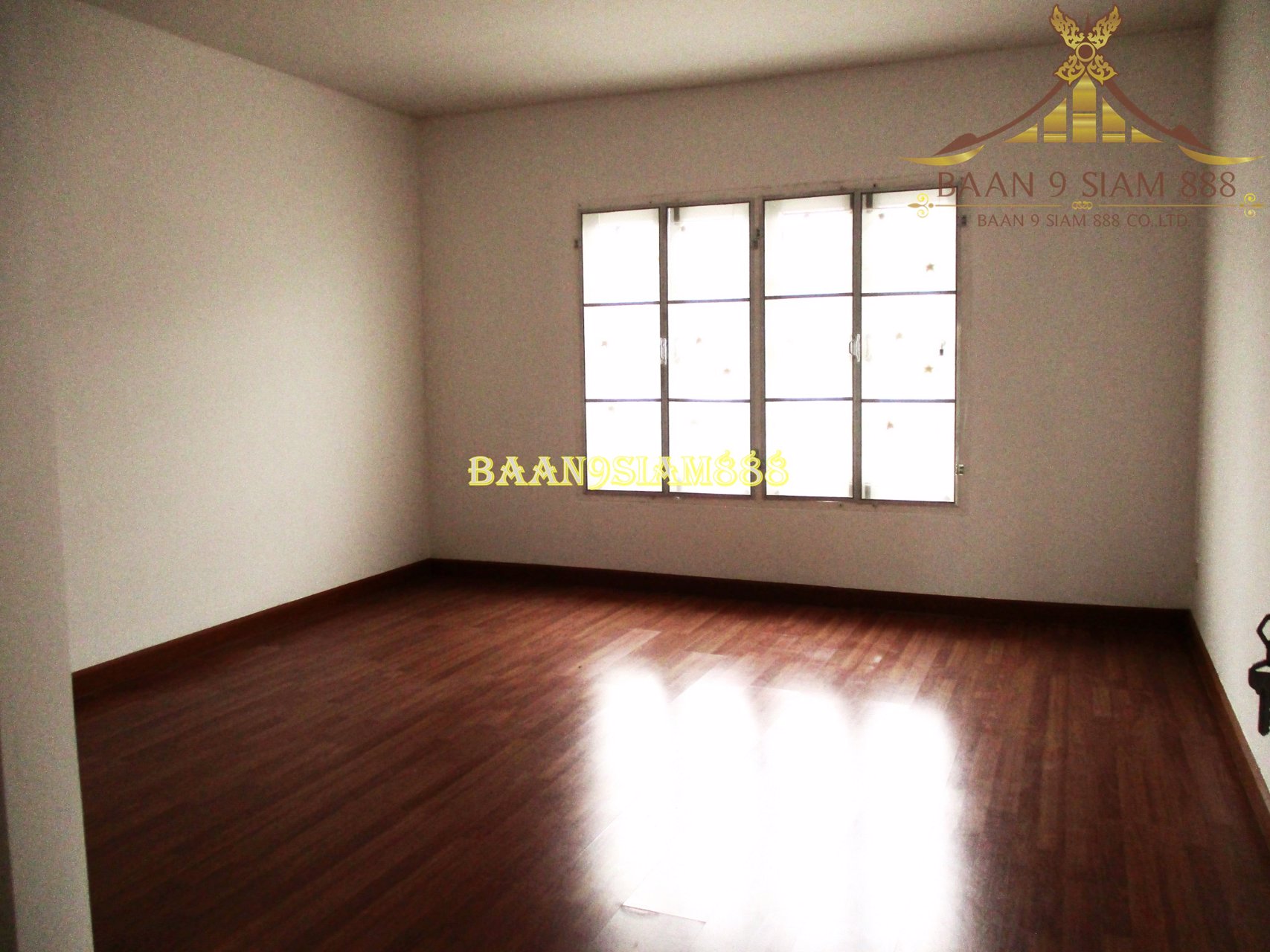 ทาวน์เฮ้าส์-หมู่บ้าน-มนวดีเอ็กซ์คลูซีฟ