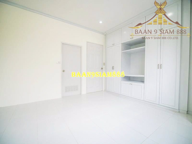 ทาวน์เฮ้าส์-หมู่บ้าน-ศุภากร-แปลงมุม