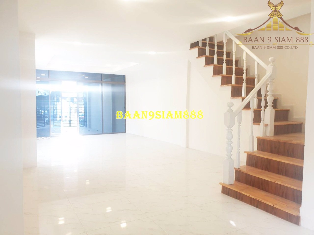 ทาวน์เฮ้าส์-หมู่บ้าน-กฤษติญา3-แปลงมุม