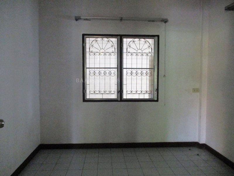 บ้านเดี่ยว-หมู่บ้าน-อุบลชาติ1-ไทรม้า