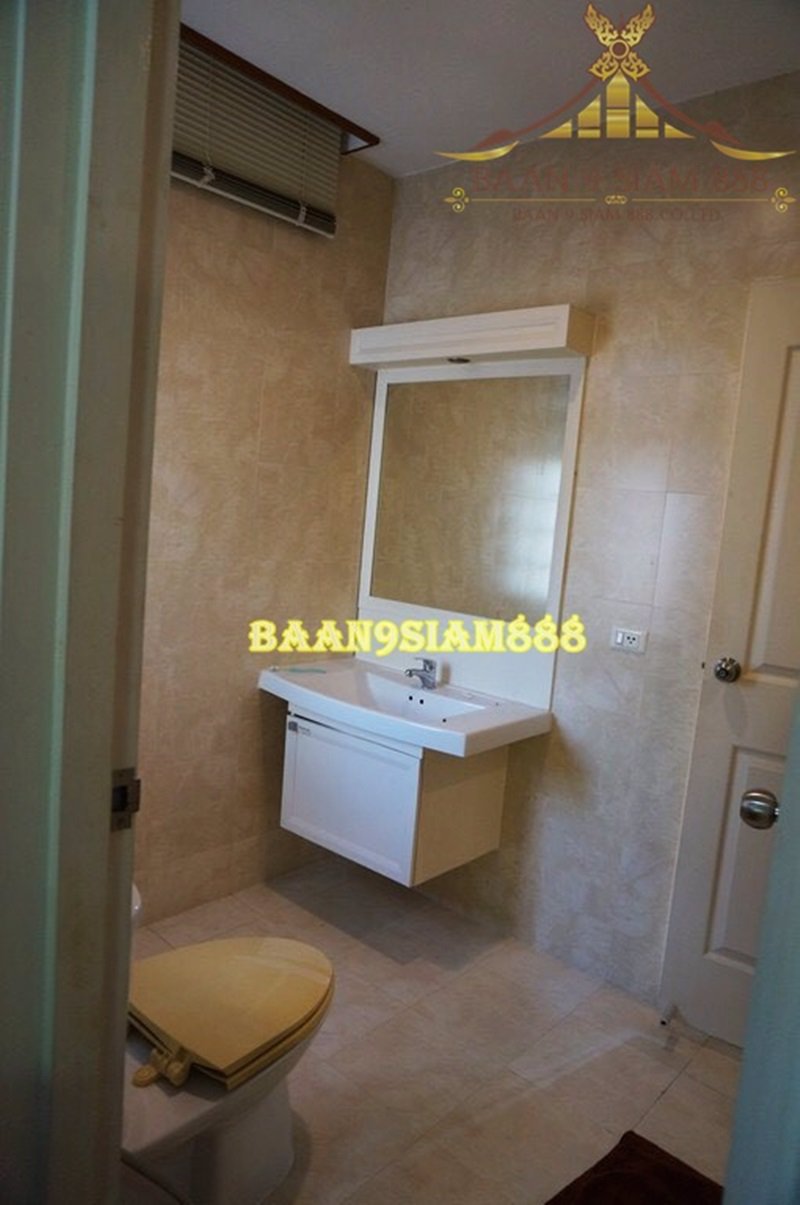 บ้านเดี่ยว-หมู่บ้าน-ลัดดารมย์-หลังริม-