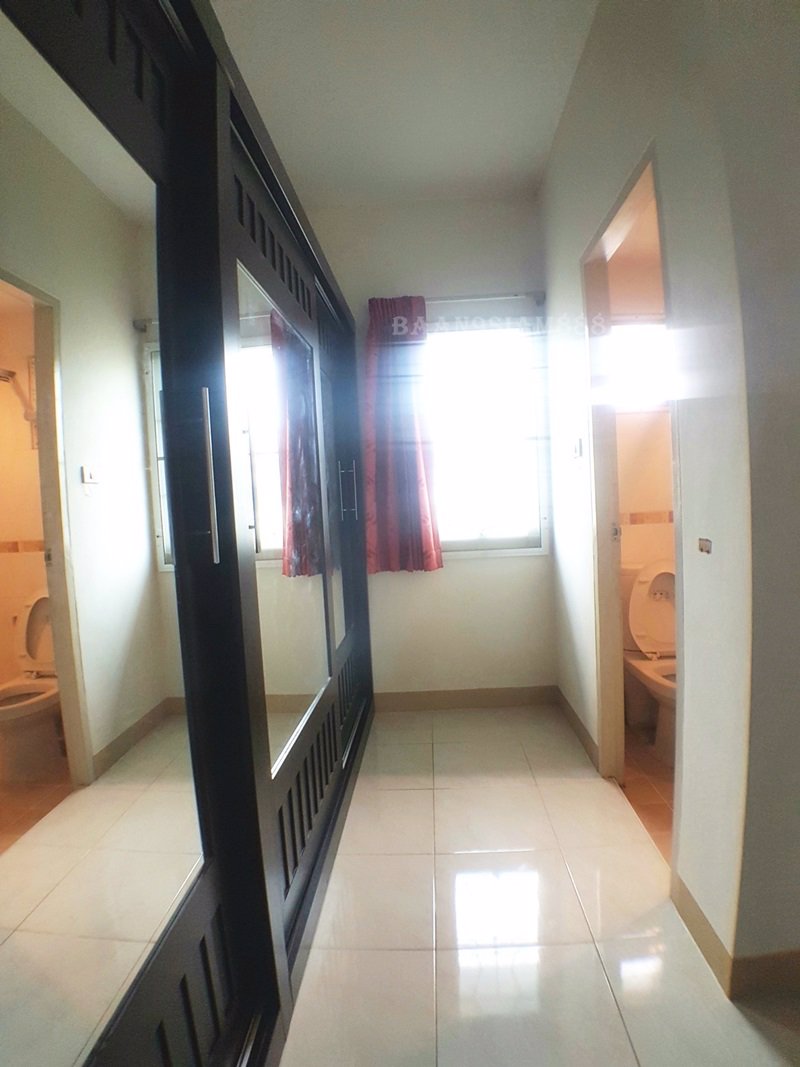 บ้านแฝด-หมู่บ้าน-บางกอกการ์เด้นท์-หลังมุม-