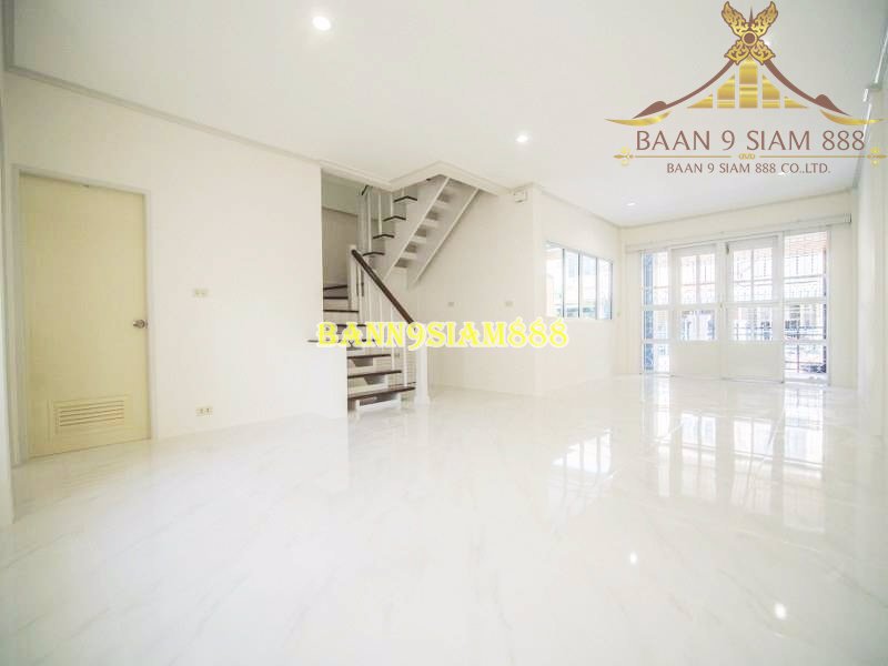 ทาวน์เฮ้าส์-หมู่บ้าน-บุศรินทร์-วงแหวนรัตนาธิเบศร์