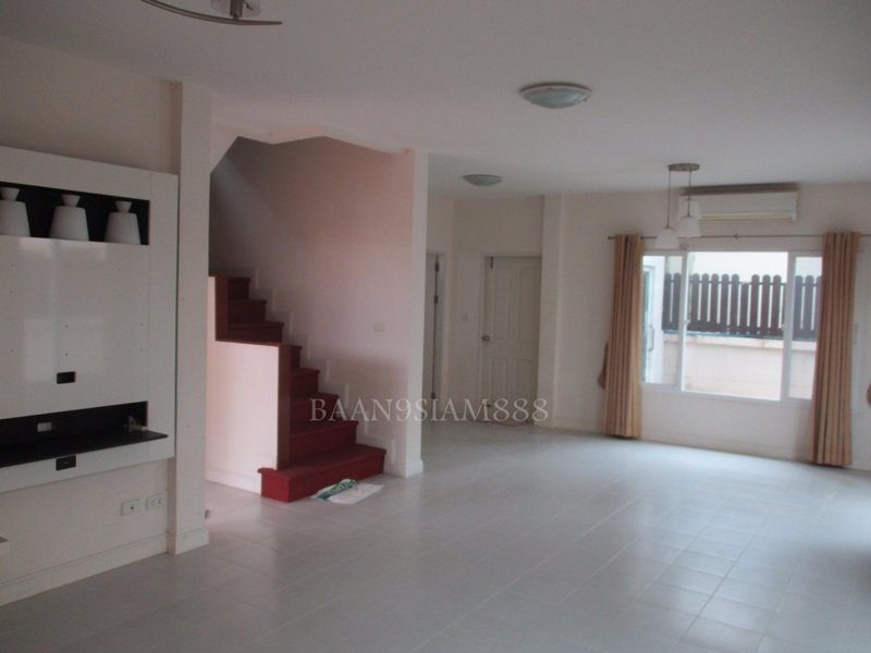 บ้านแฝด-2ชั้น-วิลล่าท่าอิฐ