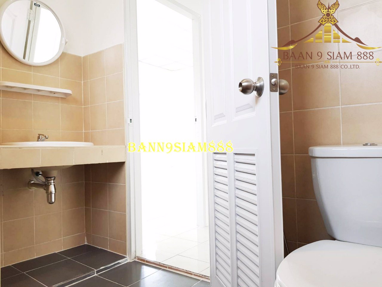 ทาวน์เฮ้าส์-หมู่บ้านบัวทอง4-แปลงมุม