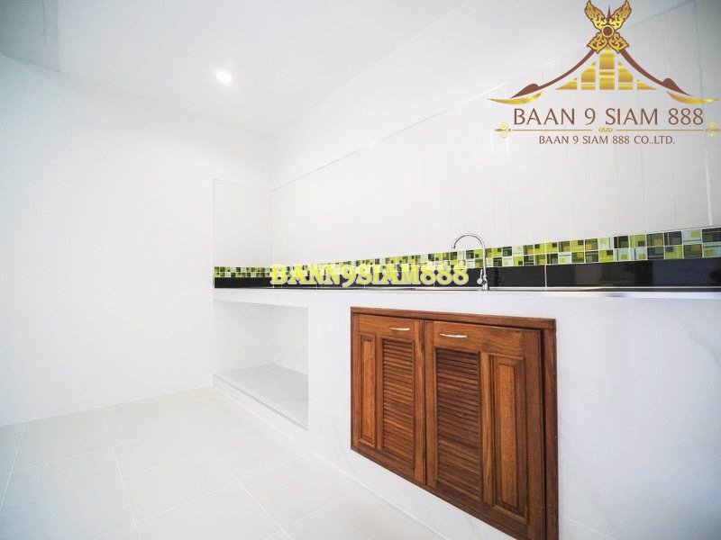 ทาวน์เฮ้าส์-หมู่บ้าน-บุศรินทร์-บ้านกล้วย-