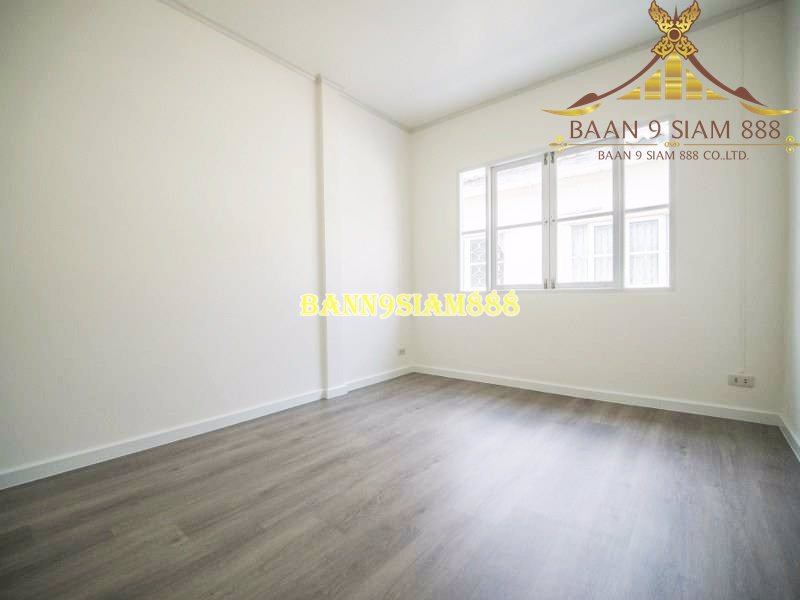 ทาวน์เฮ้าส์-หมู่บ้าน-บุศรินทร์-บ้านกล้วย-