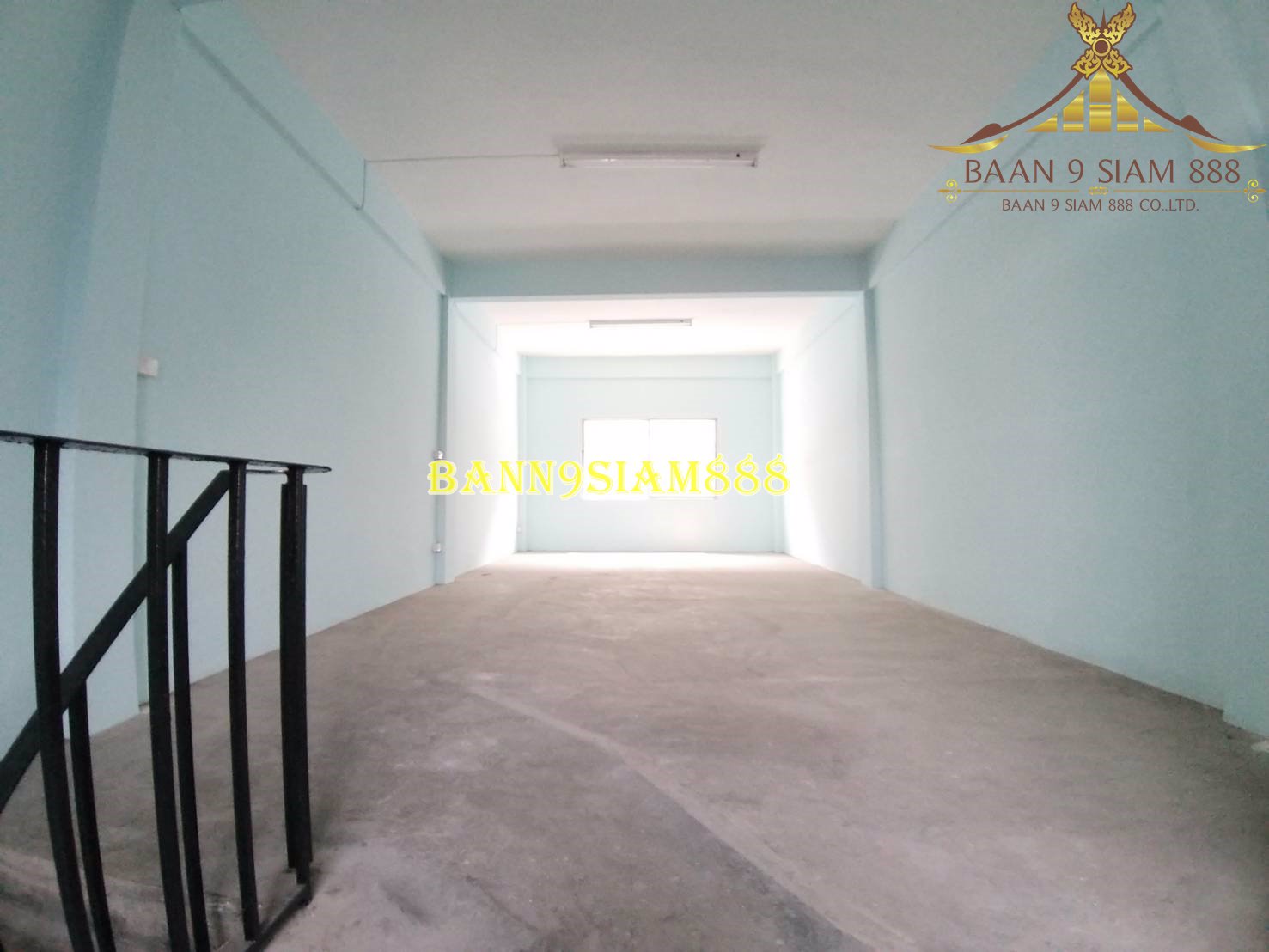 อาคารพาณิชย์-3ชั้นครึ่ง-ซอยวุฒากาศ