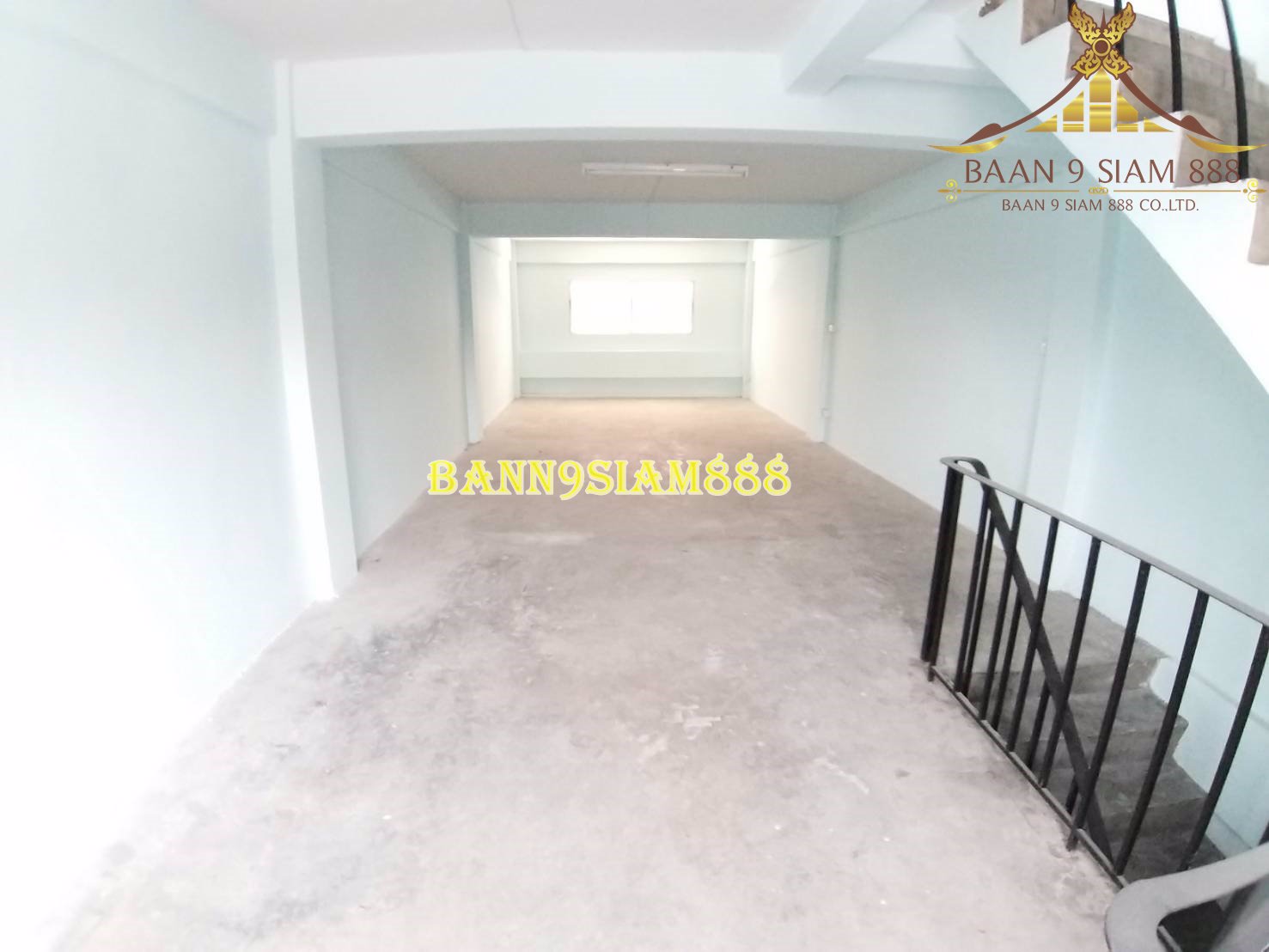 อาคารพาณิชย์-3ชั้นครึ่ง-ซอยวุฒากาศ