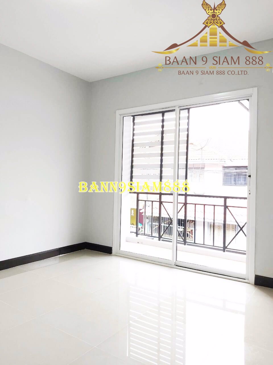 ทาวน์เฮ้าส์-2ชั้น-หมู่บ้าน-พฤกษา3