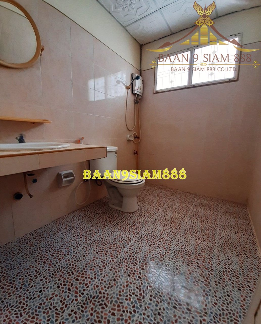 ทาวน์เฮ้าส์-หมู่บ้าน-ธนจิตต์2-หลังมุม-