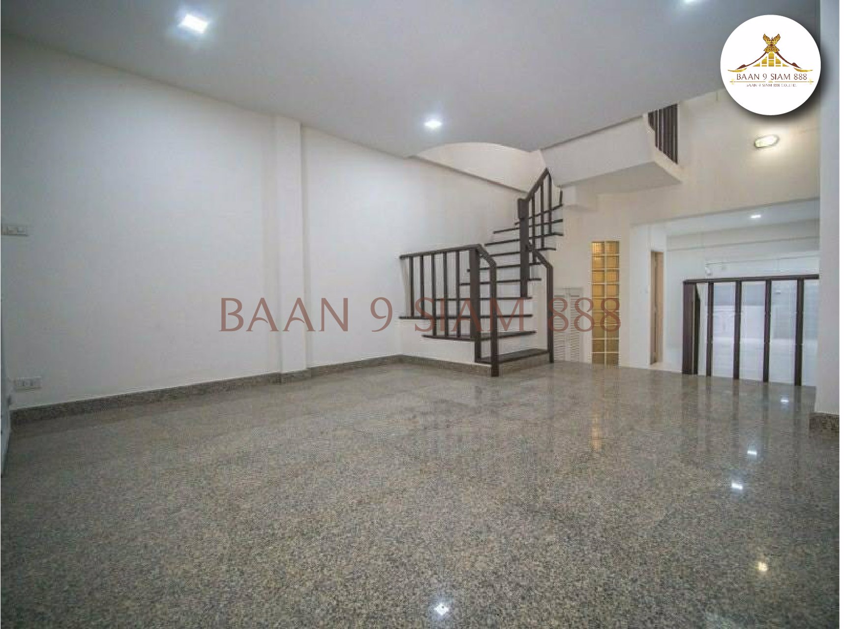 ทาวน์เฮ้าส์-นันทนาการ์เด้นท์-2-ต้นซอยท่าอิฐ