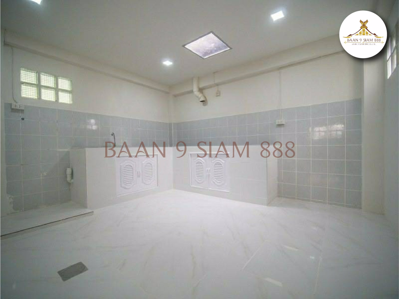 ทาวน์เฮ้าส์-นันทนาการ์เด้นท์-2-ต้นซอยท่าอิฐ