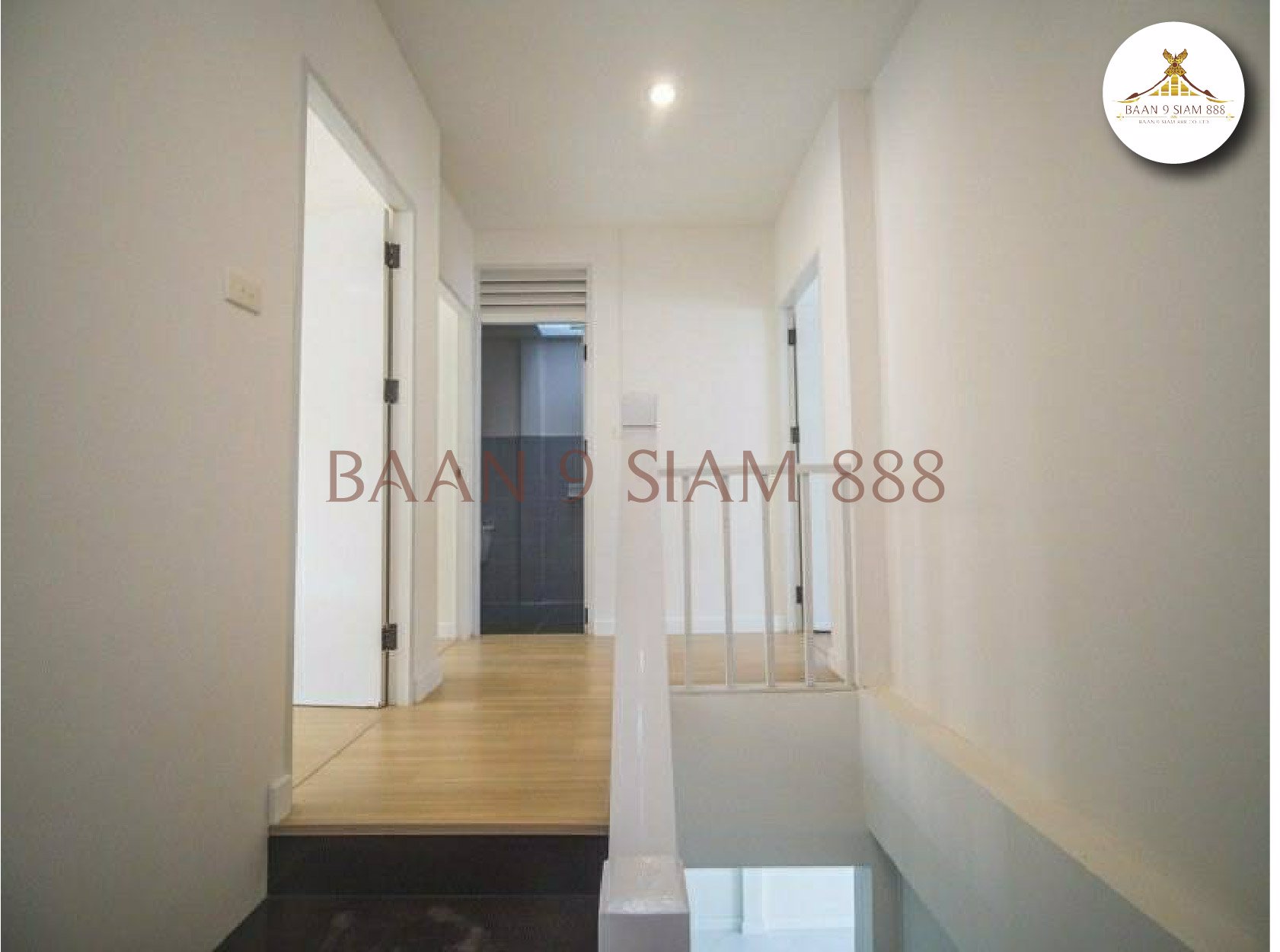 ทาวเฮ้าส์-หมู่บ้าน-ปิยวรารมย์-1-บางบัวทอง