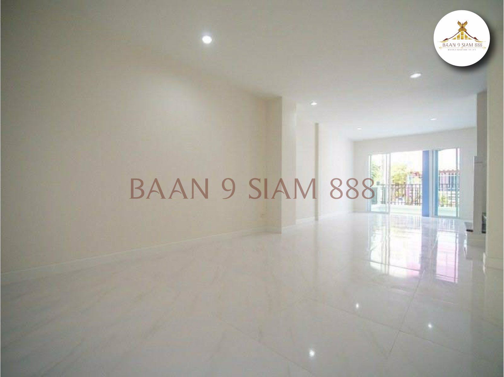 ทาวเฮ้าส์-หมู่บ้าน-ปิยวรารมย์-1-บางบัวทอง