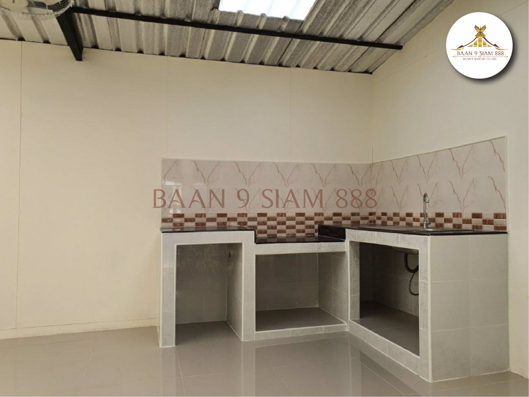 ทาวน์เฮ้าส์-หมู่บ้านบัวทองธานี-ติดถนนกาญจนาภิเษก-ตรงข้ามสมบัติบุรี