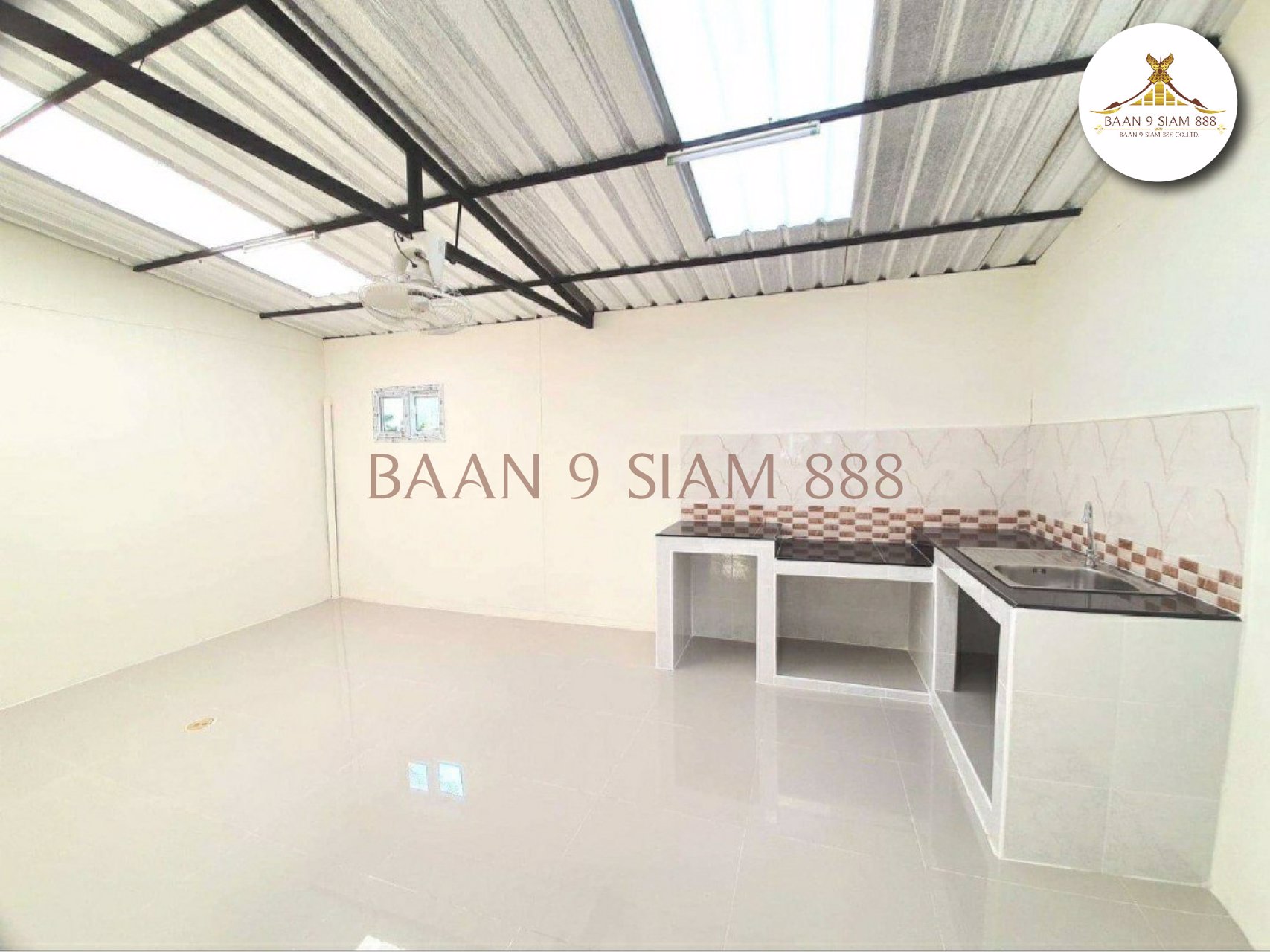 ทาวน์เฮ้าส์-หมู่บ้านบัวทองธานี-ติดถนนกาญจนาภิเษก-ตรงข้ามสมบัติบุรี