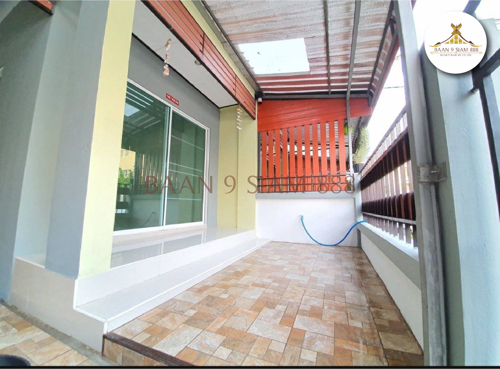 ทาวน์เฮ้าส์-หมู่บ้านบัวทองธานี-ติดถนนกาญจนาภิเษก-ตรงข้ามสมบัติบุรี