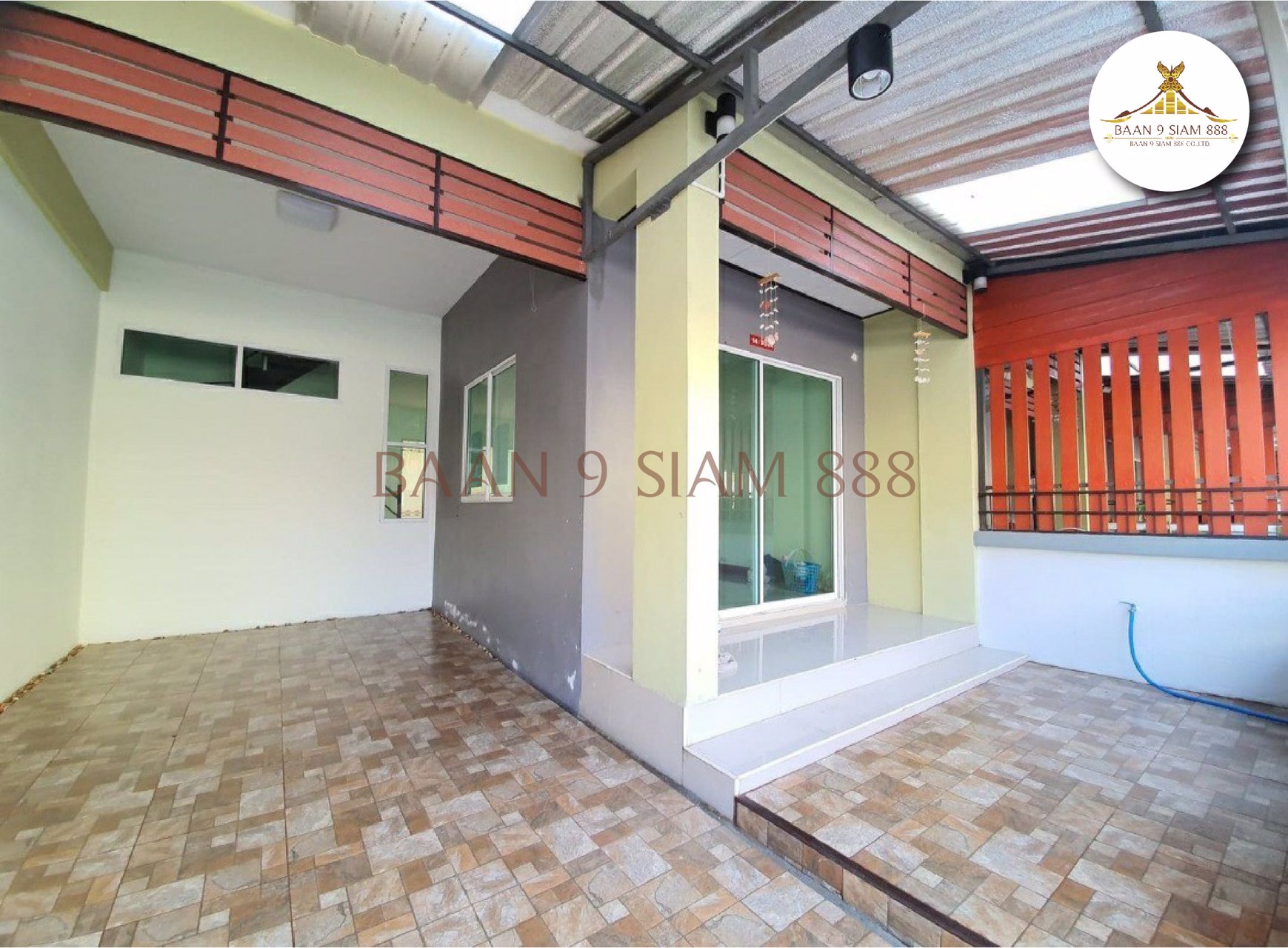 ทาวน์เฮ้าส์-หมู่บ้านบัวทองธานี-ติดถนนกาญจนาภิเษก-ตรงข้ามสมบัติบุรี