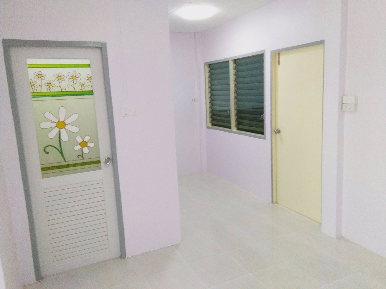 ทาวน์เฮ้าส์-ทำเลดีมากๆ-รีโนเวทใหม่-ถหน้าบ้านกว้างที่สุดในโครงการหมู่บ้านวิเศษสุขนคร16-สมุทรปราการ