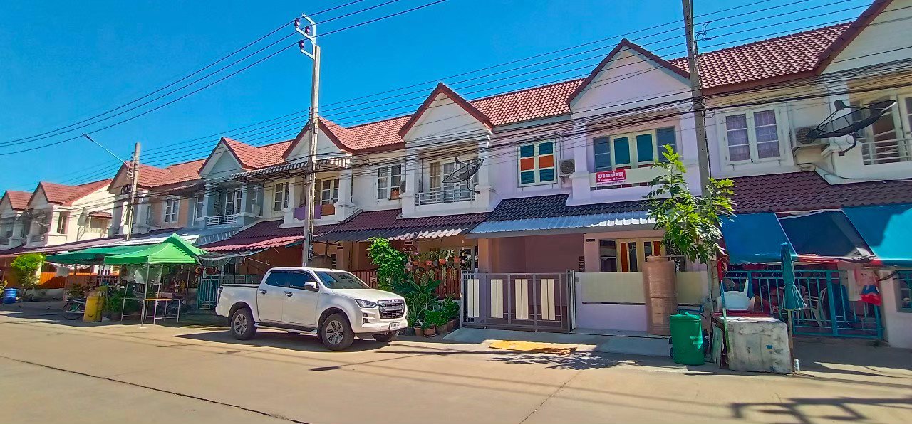 ทาวน์เฮ้าส์-ทำเลดีมากๆ-รีโนเวทใหม่-ถหน้าบ้านกว้างที่สุดในโครงการหมู่บ้านวิเศษสุขนคร16-สมุทรปราการ