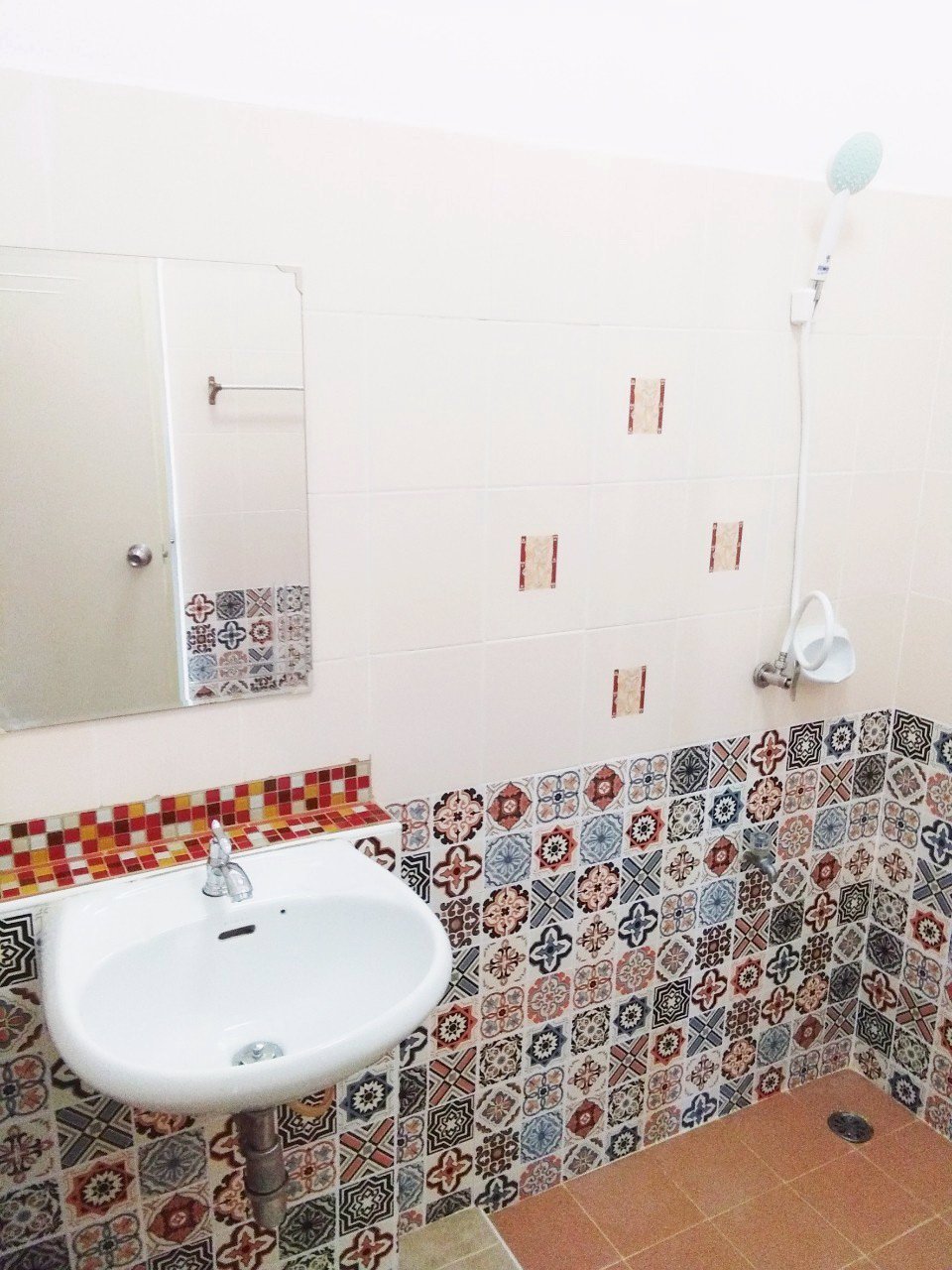 ทาวน์เฮ้าส์-ทำเลดีมากๆ-รีโนเวทใหม่-ถหน้าบ้านกว้างที่สุดในโครงการหมู่บ้านวิเศษสุขนคร16-สมุทรปราการ