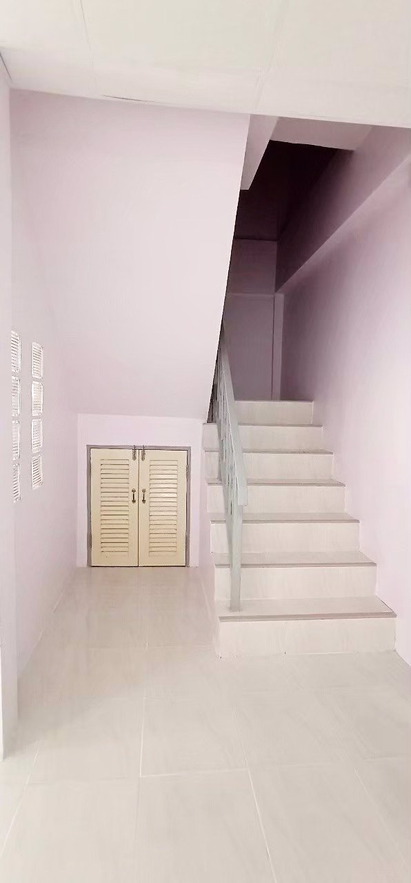 ทาวน์เฮ้าส์-ทำเลดีมากๆ-รีโนเวทใหม่-ถหน้าบ้านกว้างที่สุดในโครงการหมู่บ้านวิเศษสุขนคร16-สมุทรปราการ