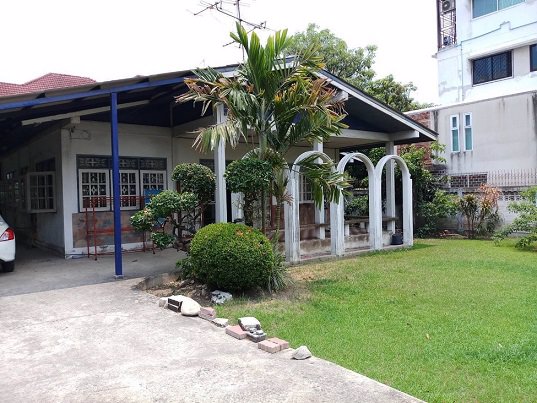 ขายด่วน-บ้านเดี่ยวชั้นเดียว-หลังมุม-เนื้อที่-199-ตรว-ซอยชินเชต-งามวงศ์วาน-43-ใกล้ทางด่วน