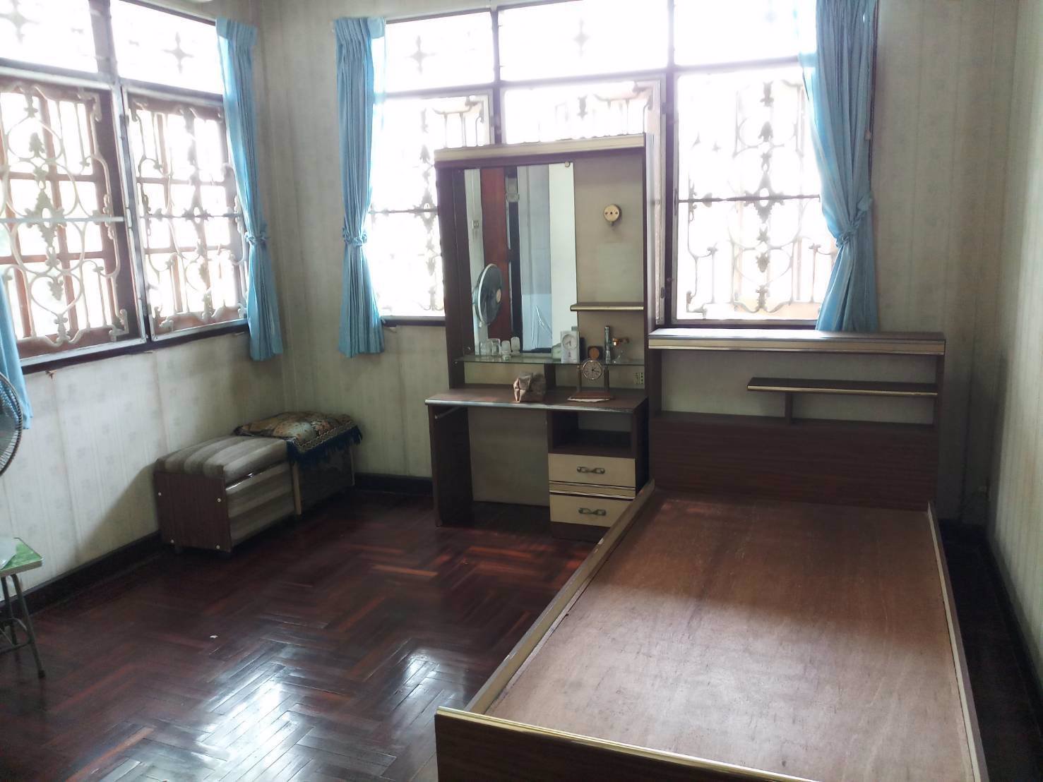 ขายด่วน-บ้านเดี่ยวชั้นเดียว-หลังมุม-เนื้อที่-199-ตรว-ซอยชินเชต-งามวงศ์วาน-43-ใกล้ทางด่วน