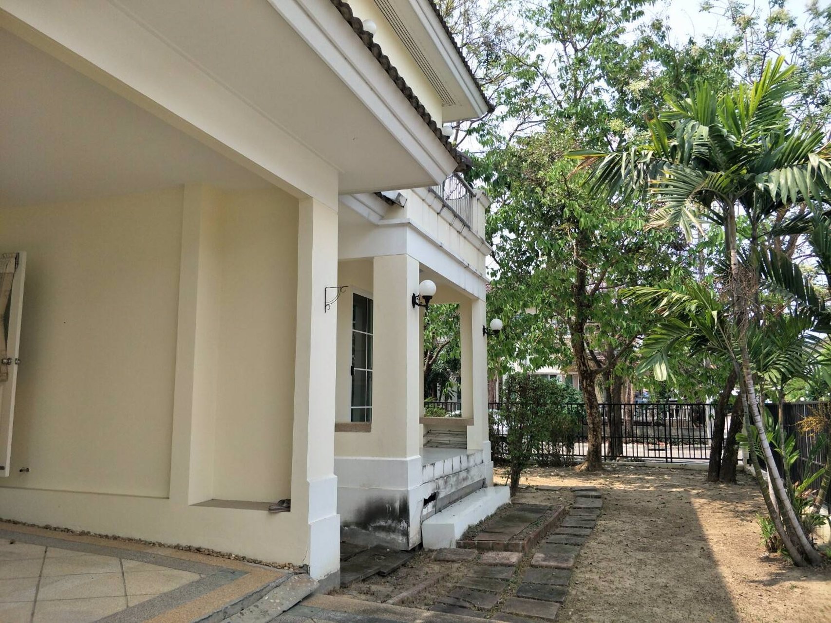 ขาย-บ้านเดี่ยว-2-ชั้นหลังมุม-ปาริชาติ-78-ตรว-ซปาริชาติ-3-ถคุ้มเกล้า-11-สภาพดีมาก-อยู่ต้นโครงการ