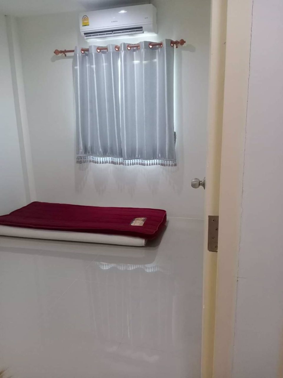 ขายบ้านทาวน์เฮ้าส์-2-ชั้น-3-ห้องนอน-2-ห้องน้ำหน้ากว้าง-57-เมตร