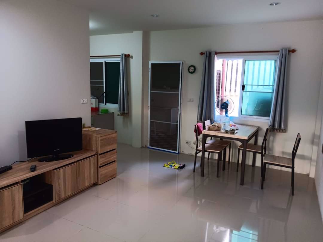 ขายบ้านทาวน์เฮ้าส์-2-ชั้น-3-ห้องนอน-2-ห้องน้ำหน้ากว้าง-57-เมตร