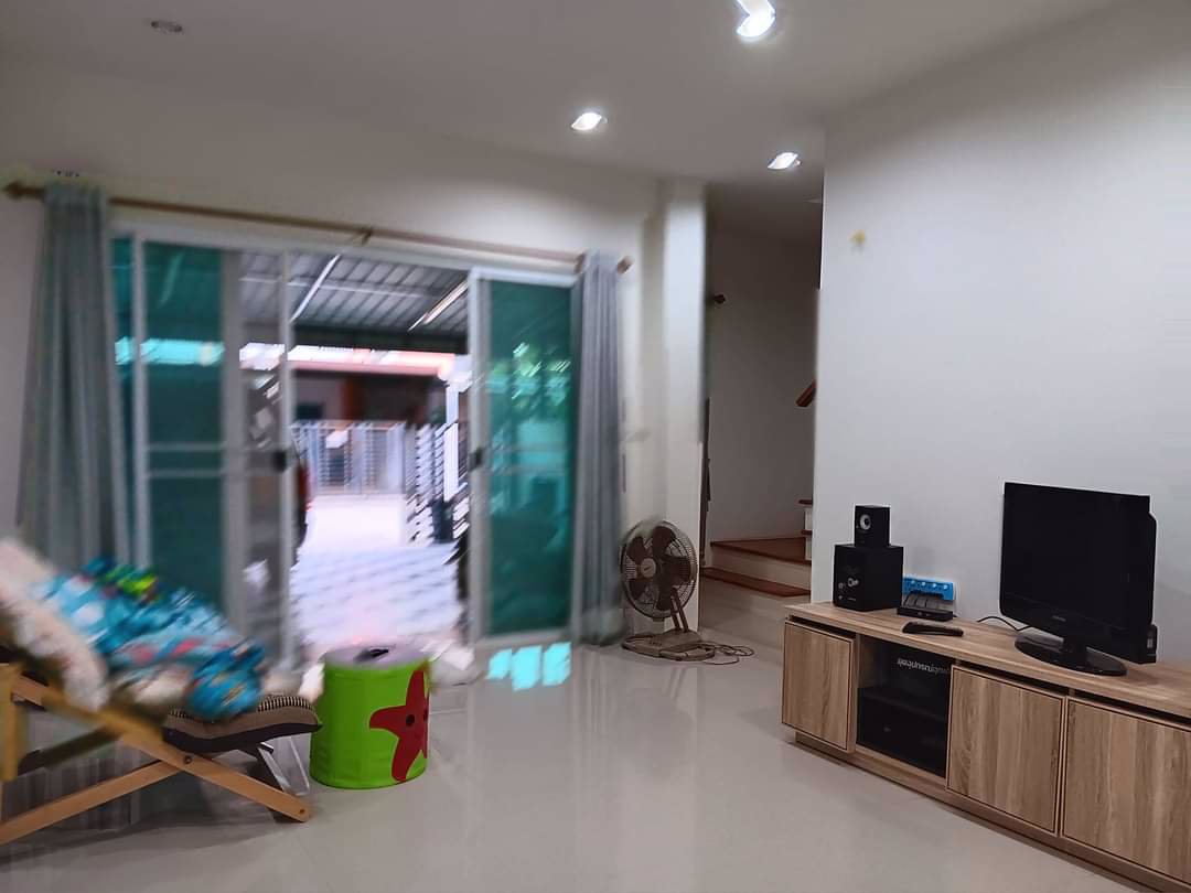 ขายบ้านทาวน์เฮ้าส์-2-ชั้น-3-ห้องนอน-2-ห้องน้ำหน้ากว้าง-57-เมตร