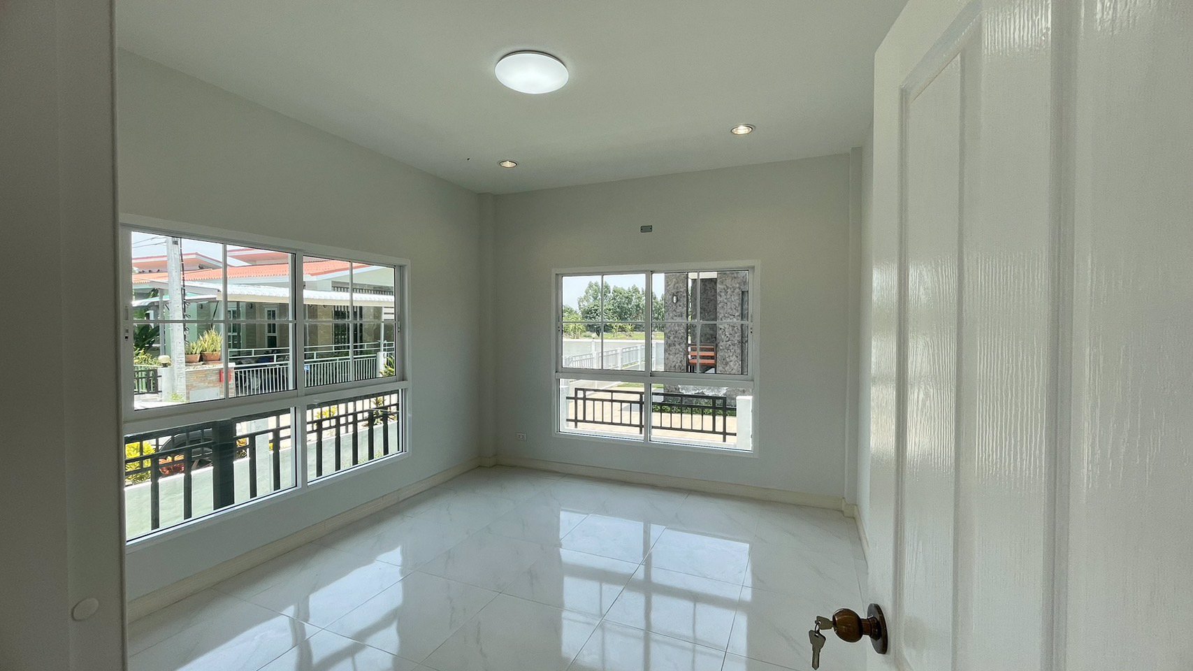 ขายบ้านเดี่ยว-สไตล์โมเดิร์น-โครงการเลดี้แลนด์24-ยูนิตสุดท้าย