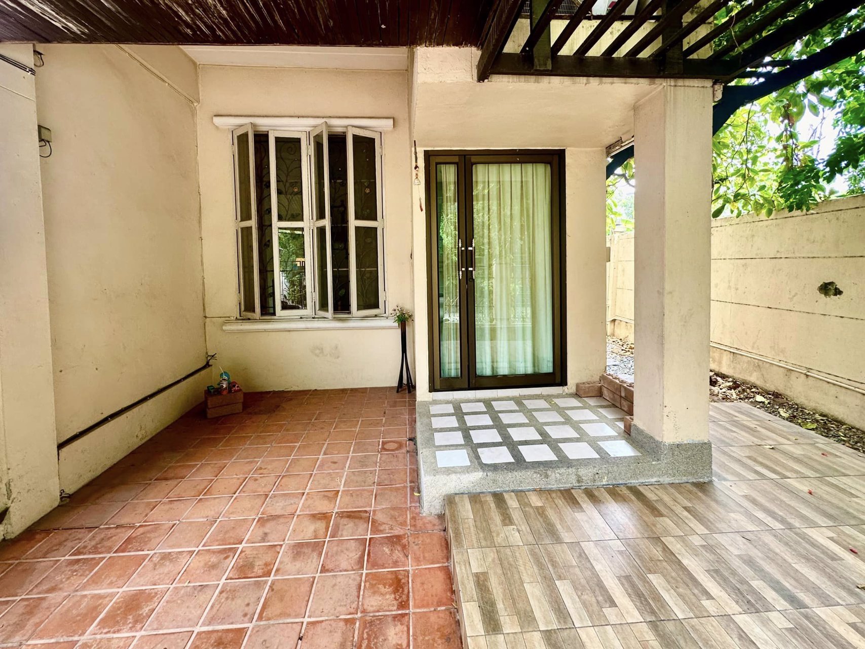 ขายถูก-หมู่บ้าน-นนท์ทิวาการ์เด้น-ติวานนท์