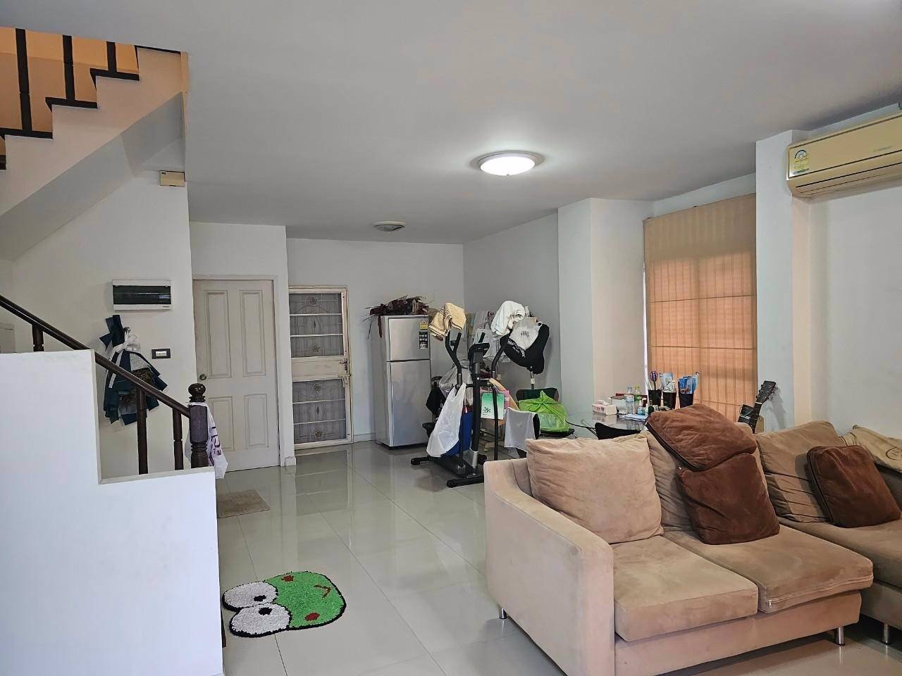 ซื้อบ้านเงินเหลือ-บ้านแฝด-หมู่บ้าน-แกรนด์กิตติยา