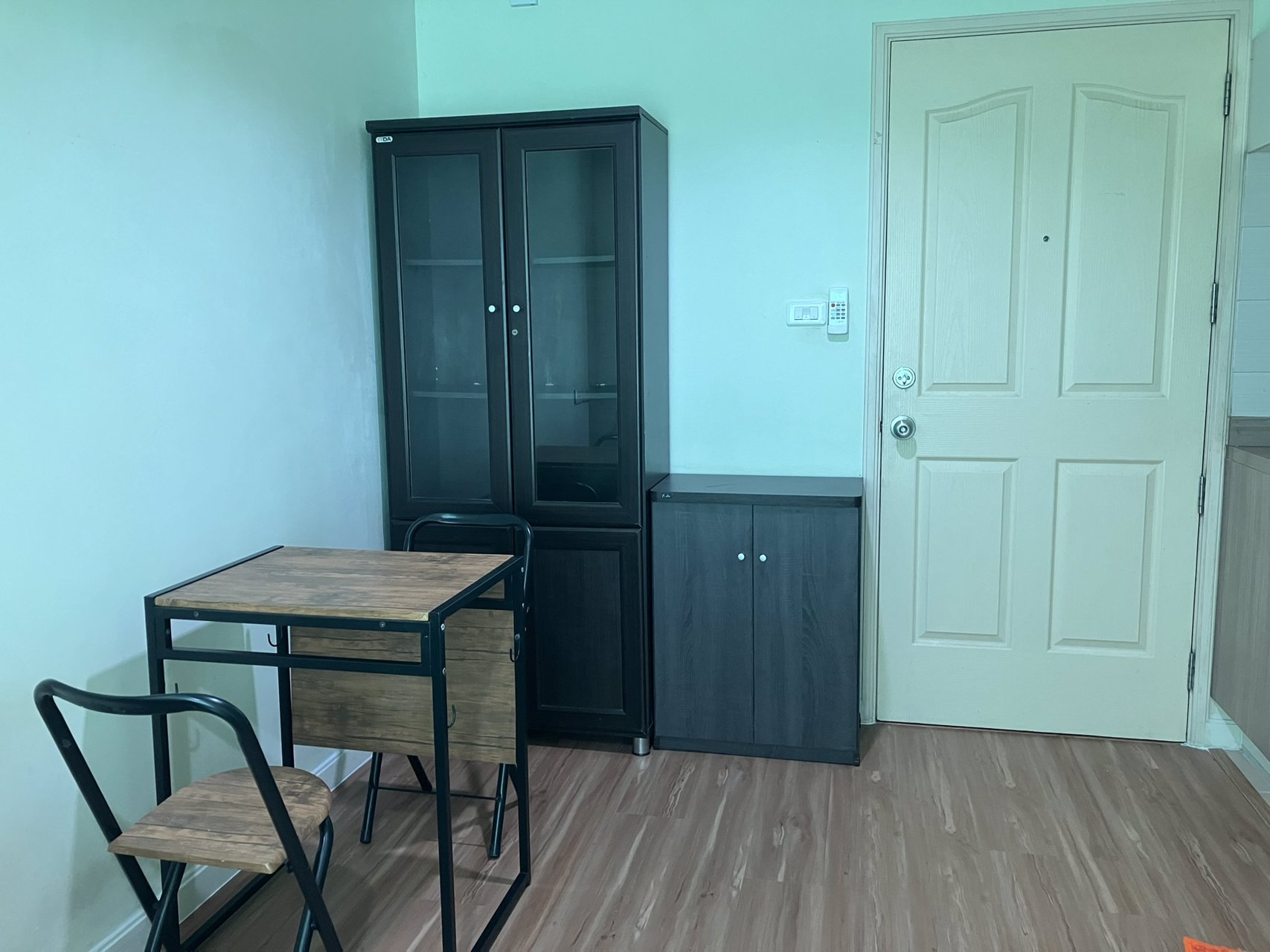 ให้เช่าคอนโดลุมพินีริเวอร์วิวราษฎร์บูรณะ-ตกแต่งใหม่-เฟอร์ใหม่เอี่ยม-เครื่องใช้ไฟฟ้าครบครัน