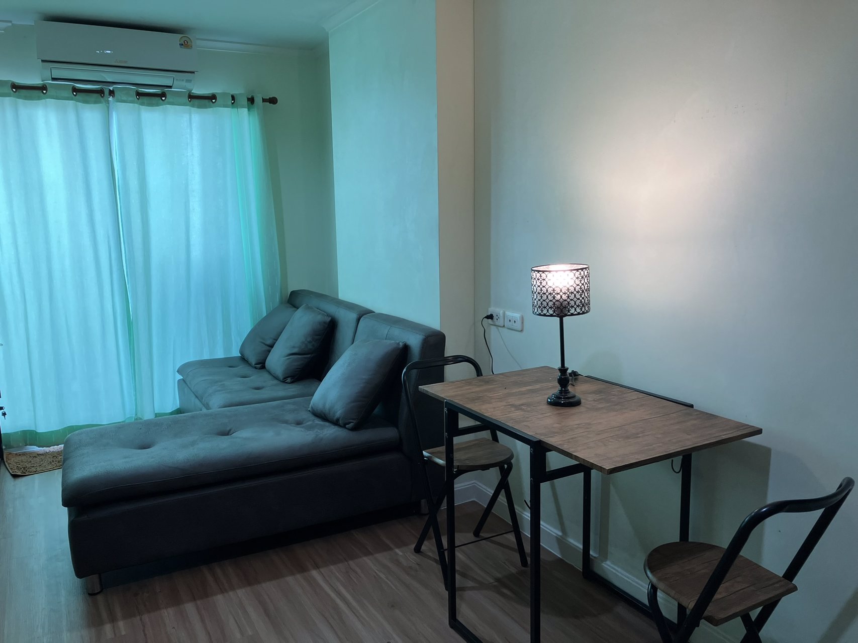 ให้เช่าคอนโดลุมพินีริเวอร์วิวราษฎร์บูรณะ-ตกแต่งใหม่-เฟอร์ใหม่เอี่ยม-เครื่องใช้ไฟฟ้าครบครัน