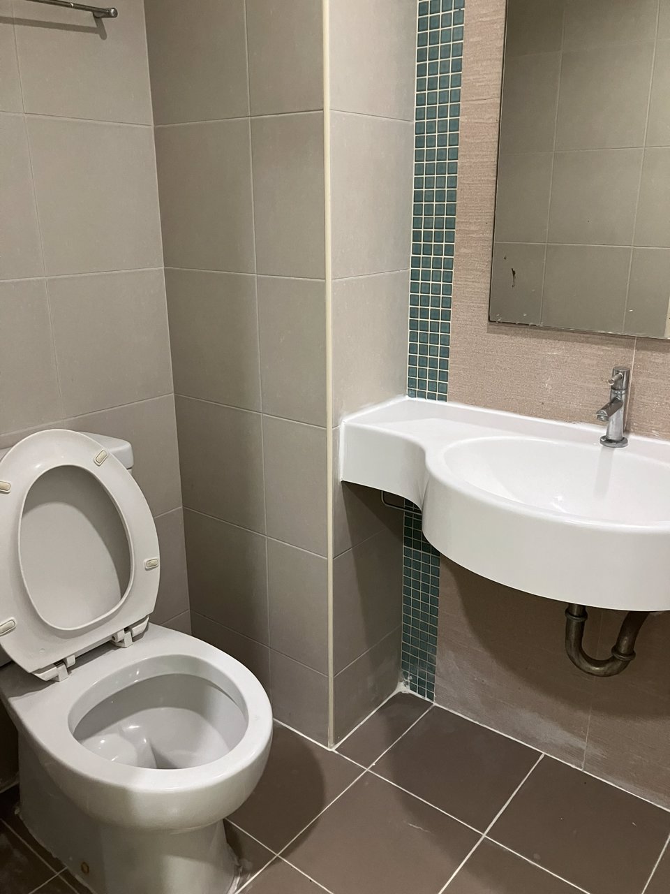 ให้เช่าคอนโดลุมพินีริเวอร์วิวราษฎร์บูรณะ-ตกแต่งใหม่-เฟอร์ใหม่เอี่ยม-เครื่องใช้ไฟฟ้าครบครัน