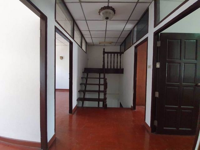 ให้เช่าทาวน์เฮ้าส์-2-ชั้น-สุขุมวิท-101-1-ใกล้bts-อุดมสุขและปุณณวิธี